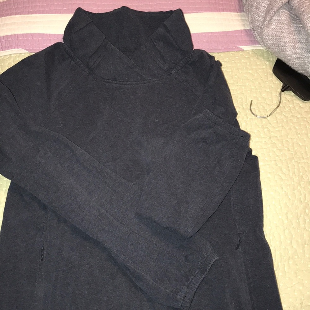 Lululemon Pullover